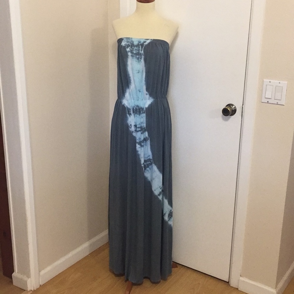 S LOVE TANJANE Strapless Dress AA21 3134